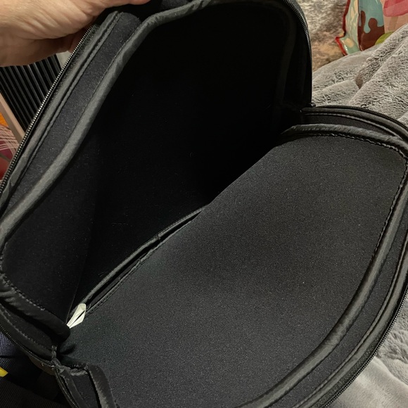 Case Logic Laptop Sleeve, Black Neoprene - Picture 5 of 7